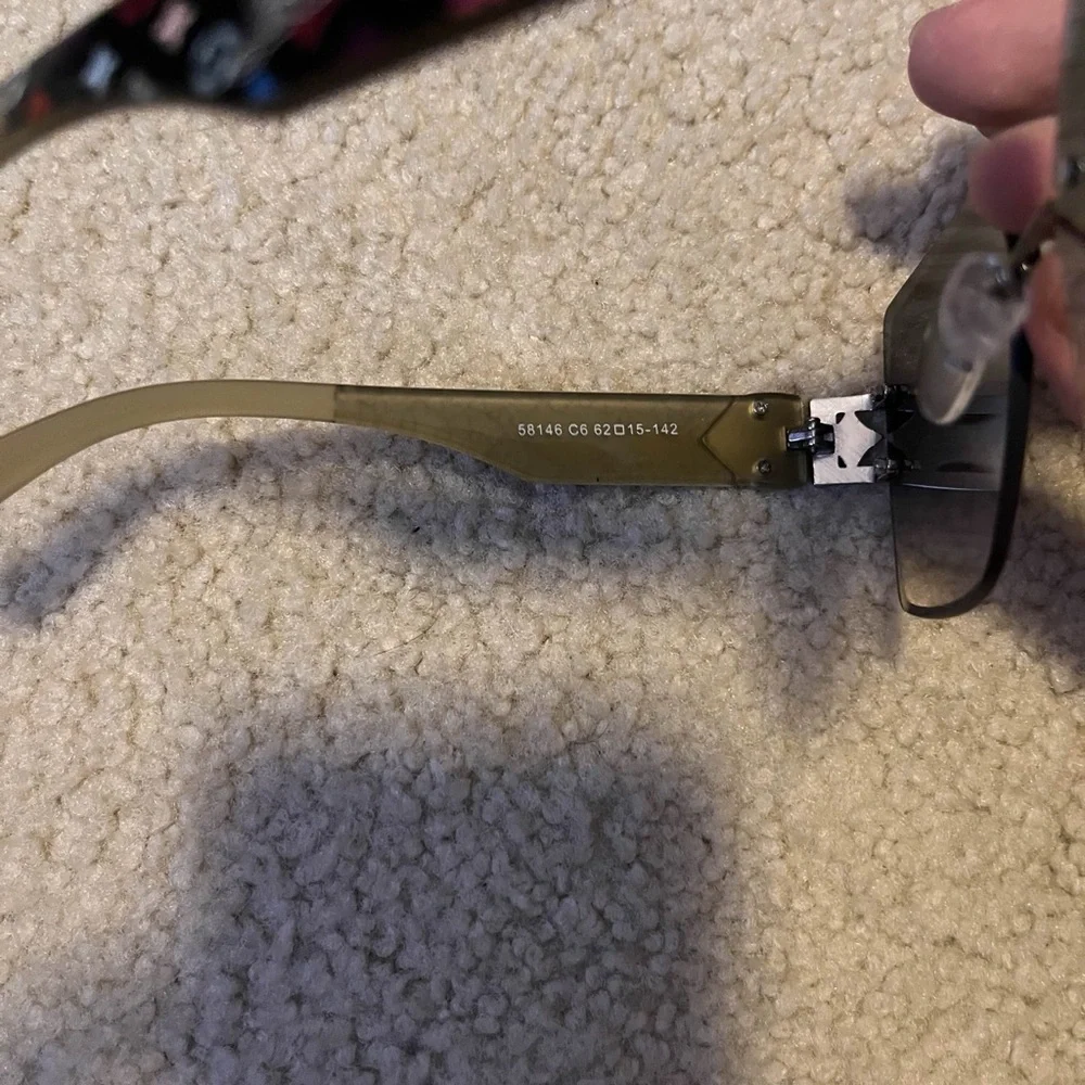 Pre Owned Louis Vuitton Black and Brown Monogram Sunglasses - Picture 3 of 4